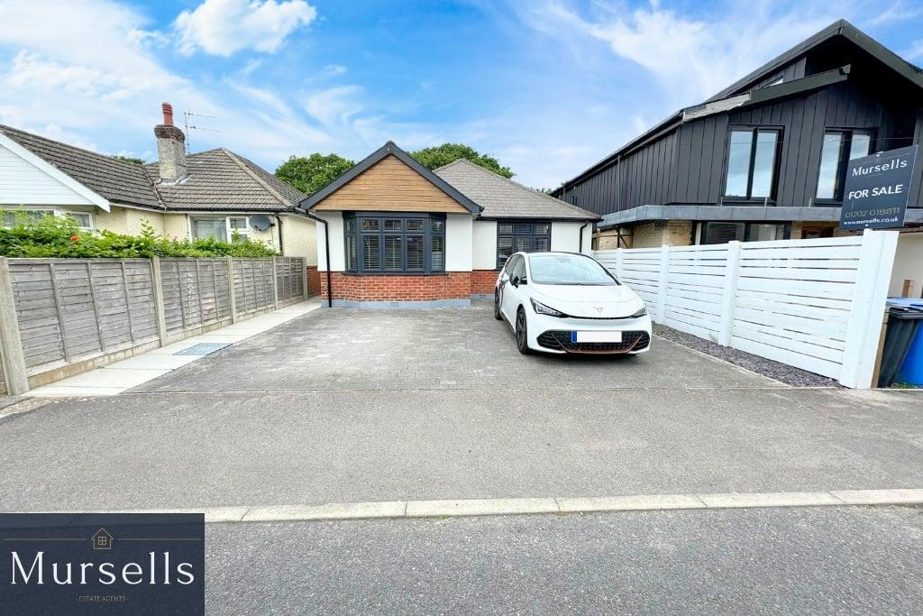 Sherwood Avenue, Poole BH14 3 bed detached house for sale £700,000