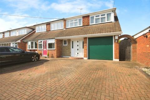 4 bedroom semi-detached house for sale, Bromfords Drive, Wickford, Essex, SS12