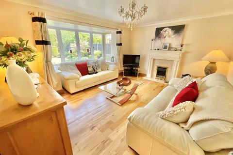 5 bedroom detached house for sale, Fair-Green Road, Baldwins Gate, ST5