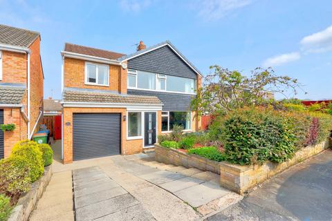 4 bedroom detached house for sale, Esher Avenue, Normanby, TS6