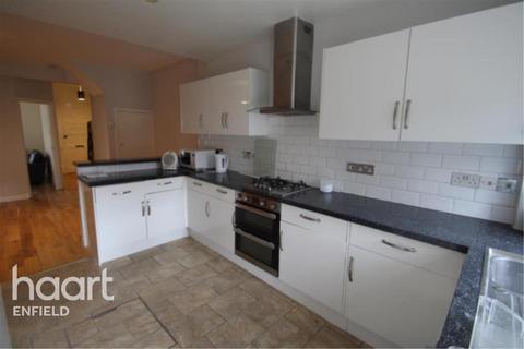 4 bedroom terraced house to rent, Enfield