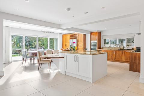 5 bedroom detached house for sale, Oxshott