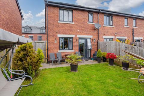 3 bedroom terraced house for sale, Orchard Close, Crediton, EX17