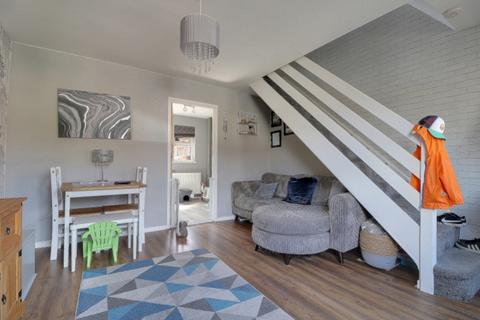 2 bedroom terraced house for sale, Dacre Close, Liversedge, West Yorkshire, WF15