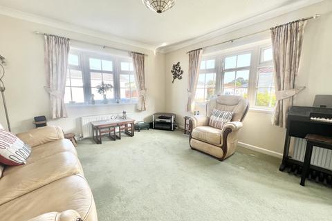 2 bedroom park home for sale, West Moors Ferndown, Dorset BH22 0BS