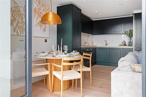 2 bedroom apartment for sale, Retro, Chelsea, Townmead Road, London, SW6.