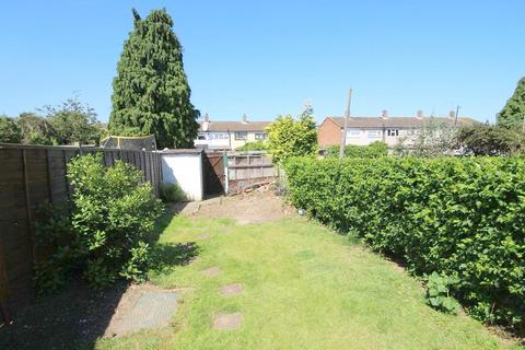 3 bedroom terraced house to rent, Beal Close Welling DA16