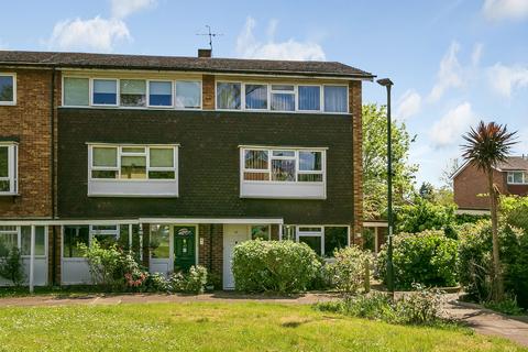 45 Mariner Gardens, Richmond, TW10 7UU