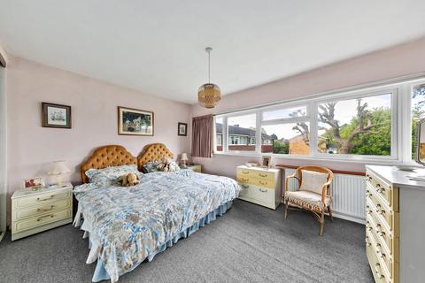 45 Mariner Gardens, Richmond, TW10 7UU