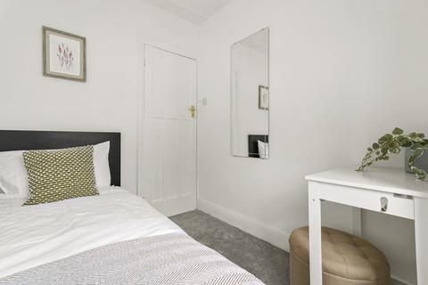 undefined, Cleveley Crescent, London W5