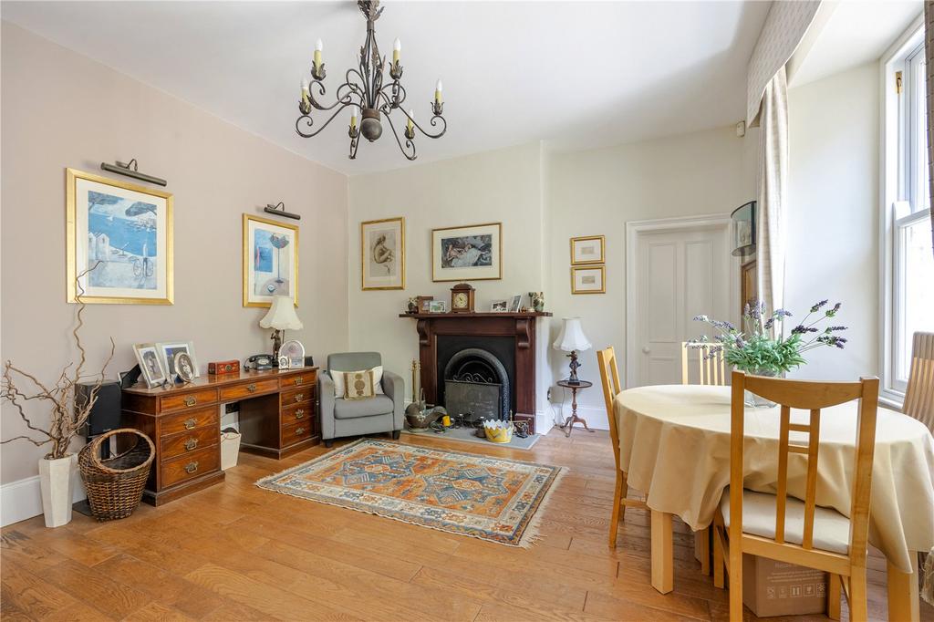Dining Entrance Hall