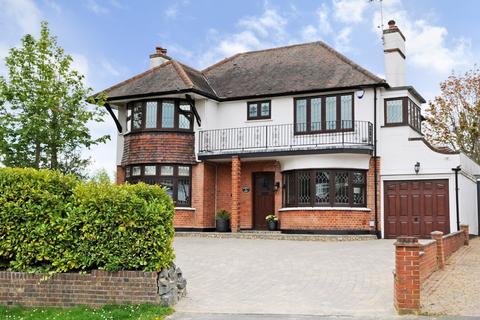 4 bedroom detached house for sale, Chelmsford Road, Shenfield, Brentwood, CM15