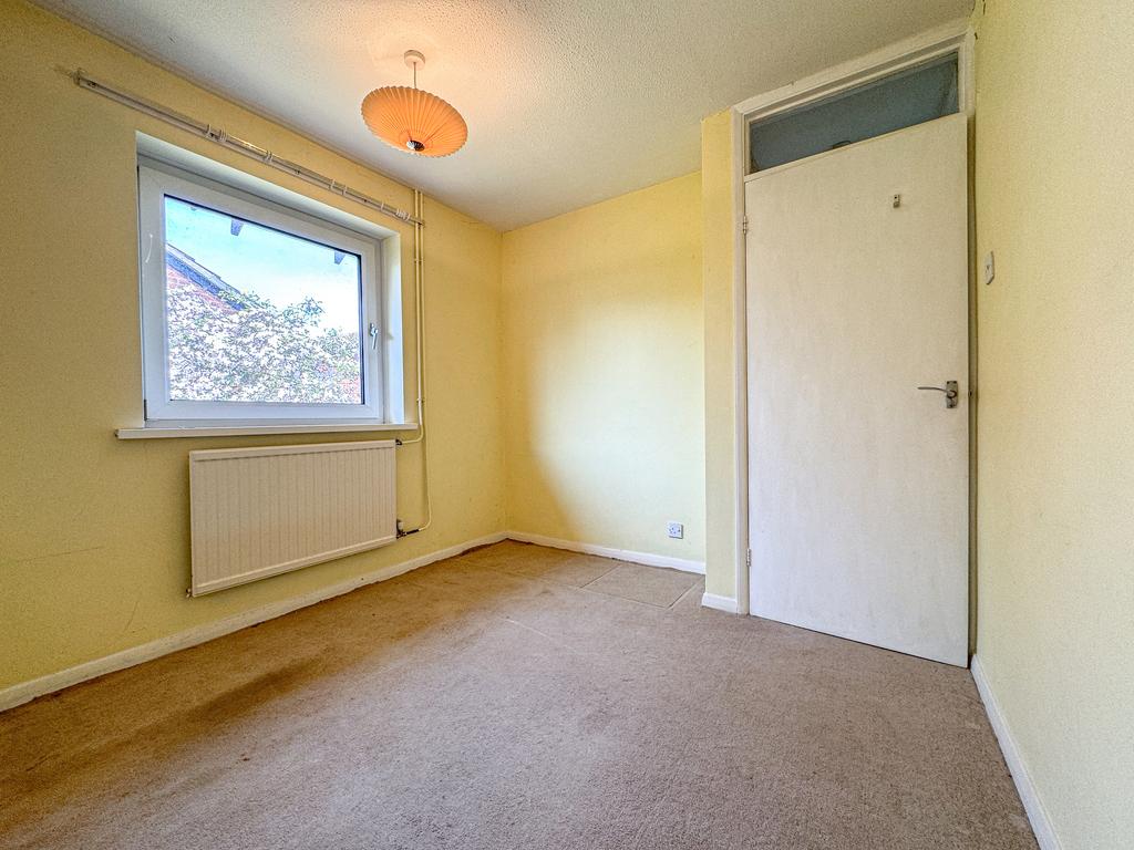 24 Vine Tree Close - Bed 2