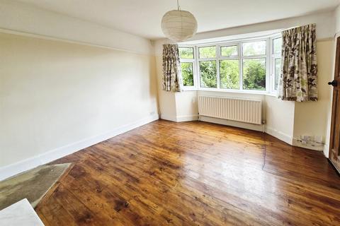 2 bedroom semi-detached house for sale, Meadow Road, Beeston, NG9 1JT