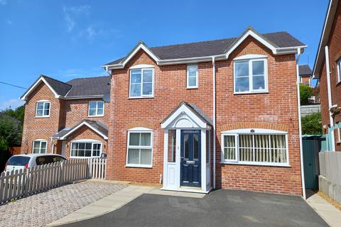 5 bedroom detached house for sale, Maes Berea, Bangor LL57