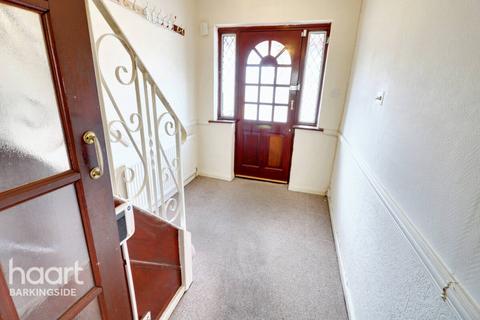 3 bedroom terraced house for sale, Leyswood Drive, Newbury Park