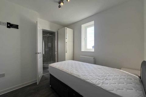 5 bedroom house share to rent, Partington Lane, Swinton, Swinton