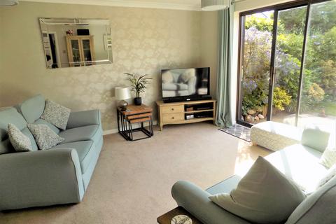2 bedroom semi-detached house to rent, Croft Rise, East Bridgford, NG13