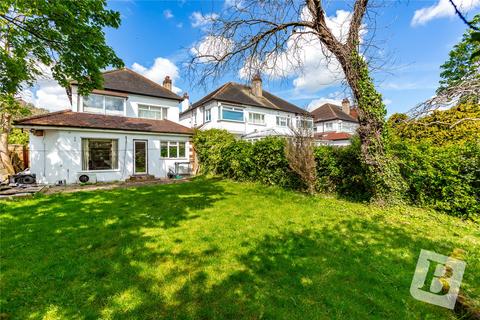 4 Havering Drive, Romford, RM1 4BB