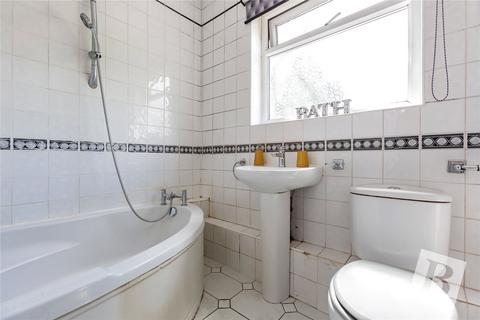 4 Havering Drive, Romford, RM1 4BB