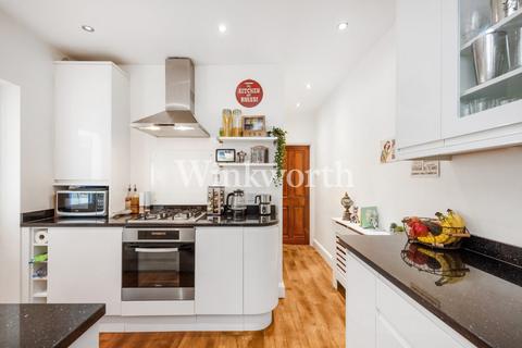 2 bedroom apartment for sale, Downhills Park Road, London, N17