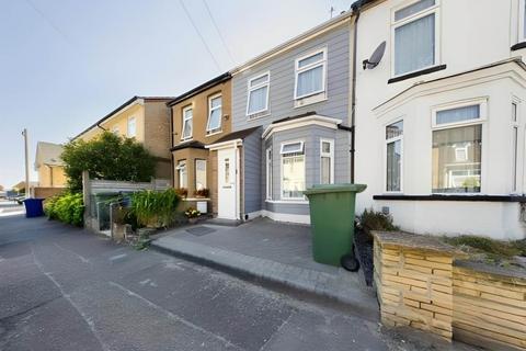 3 bedroom terraced house for sale, Foxton Road, West Thurrock, RM20 4XX