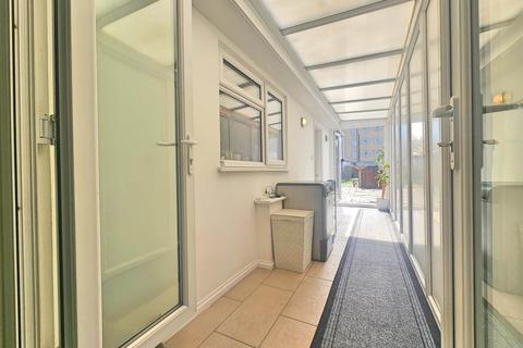 10 Foxton Road, Grays, RM20 4XX