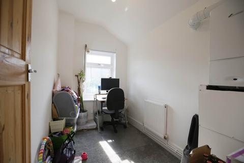 10 Foxton Road, Grays, RM20 4XX