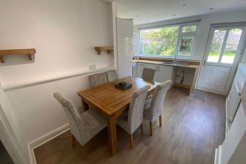 90 Hadfield Street, Oldham, OL8 3EE