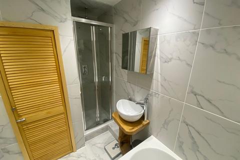 90 Hadfield Street, Oldham, OL8 3EE