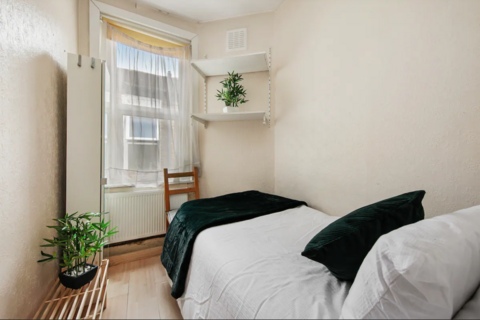 undefined, Northcote Avenue, London W5