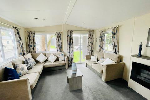 3 bedroom lodge for sale, Steeple Bay Holiday Park