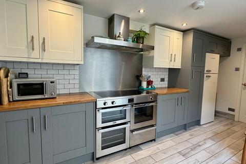 6 Breinton Road, Hereford, HR4 0JX