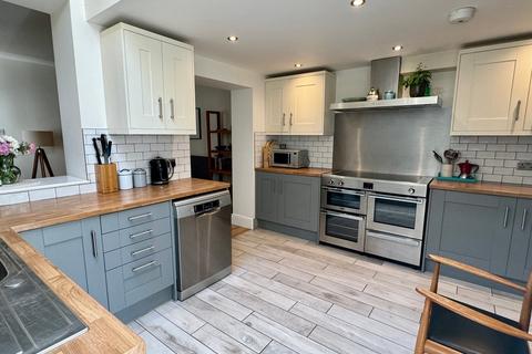 6 Breinton Road, Hereford, HR4 0JX