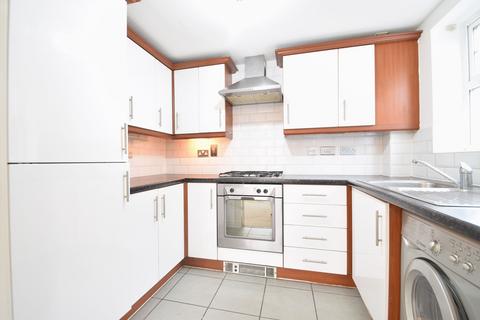 2 bedroom flat to rent, Sandycroft Avenue, Wythenshawe