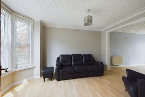 3 bedroom end of terrace house to rent, Southsea PO4