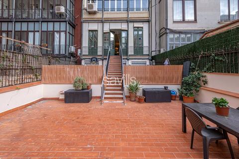 3 bedroom apartment, Flat For Sale In Eixample, Eixample, Barcelona