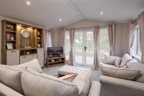 2 bedroom lodge for sale, Caton Lancaster