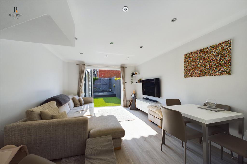 Spacious Lounge