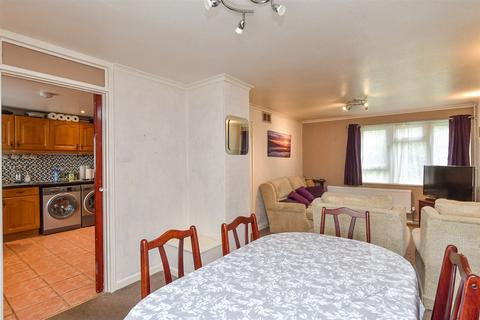 3 bedroom ground floor maisonette for sale, Burstead Close, Brighton, East Sussex