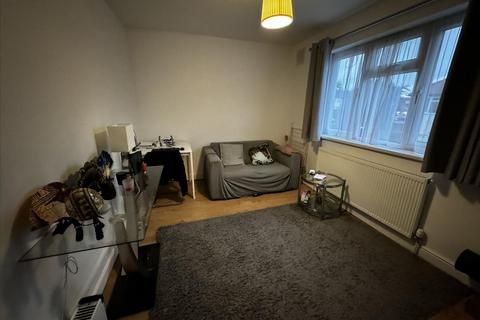 1 bedroom flat to rent, Jersey Road , Hounslow , TW3