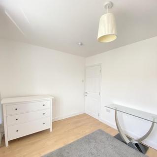 1 bedroom flat to rent, Jersey Road, Hounslow, TW3