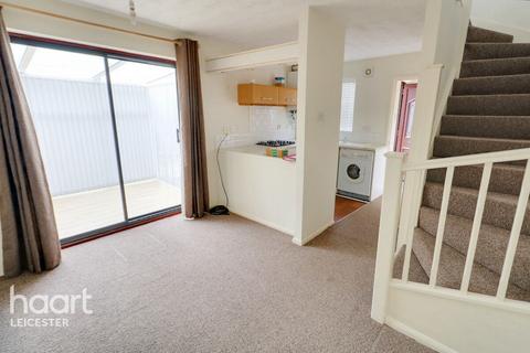 1 bedroom end of terrace house for sale, Buckingham Drive, Leicester