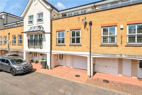 3 bedroom terraced house for sale, Glenmere Row, Lee