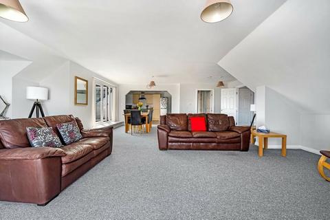 4 bedroom flat for sale, Derby Street, Ormskirk, West Lancashire, L39 2DE