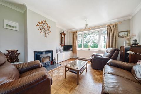 4 bedroom bungalow for sale, Alton Lane, Four Marks, Hampshire, GU34