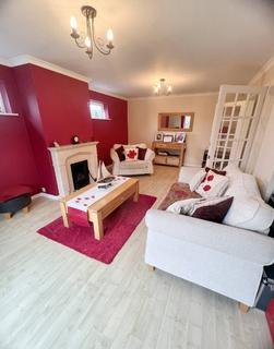 4 bedroom end of terrace house for sale, Ladyhill, Luton LU4