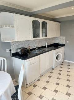 4 bedroom end of terrace house for sale, Ladyhill, Luton LU4