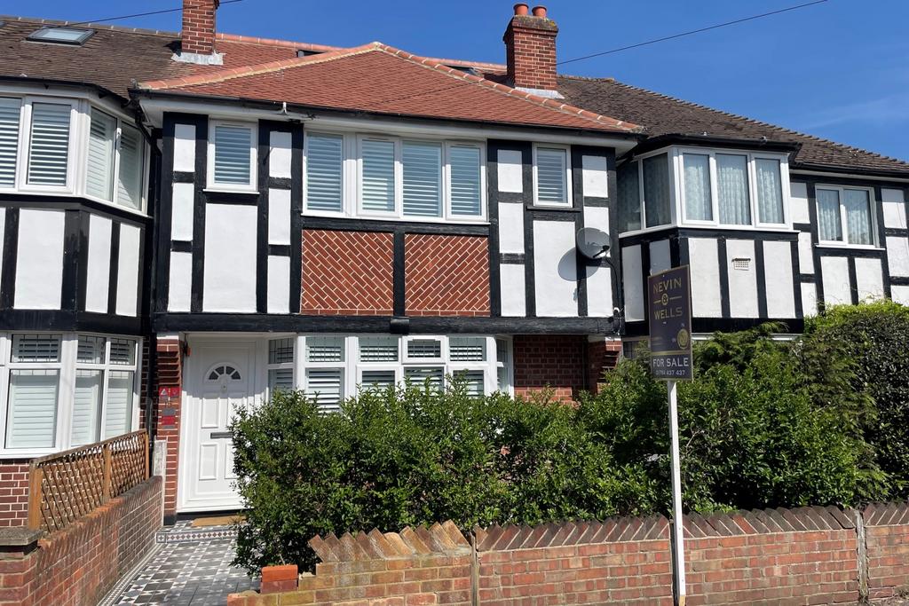 15 Crown St Front