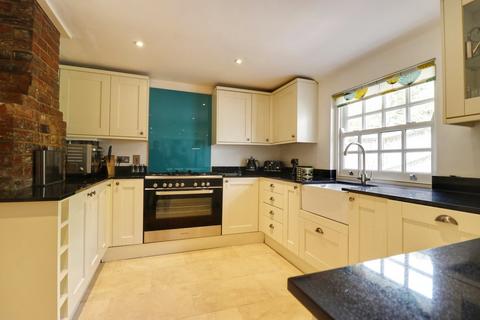 Musbrook Cottage Cage End, Hatfield Broad Oak, Bishop's Stortford, CM22 7HN